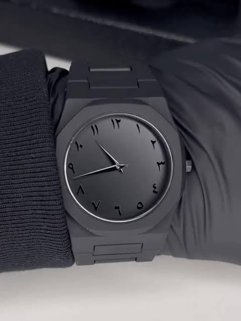 Aura Arabic watch