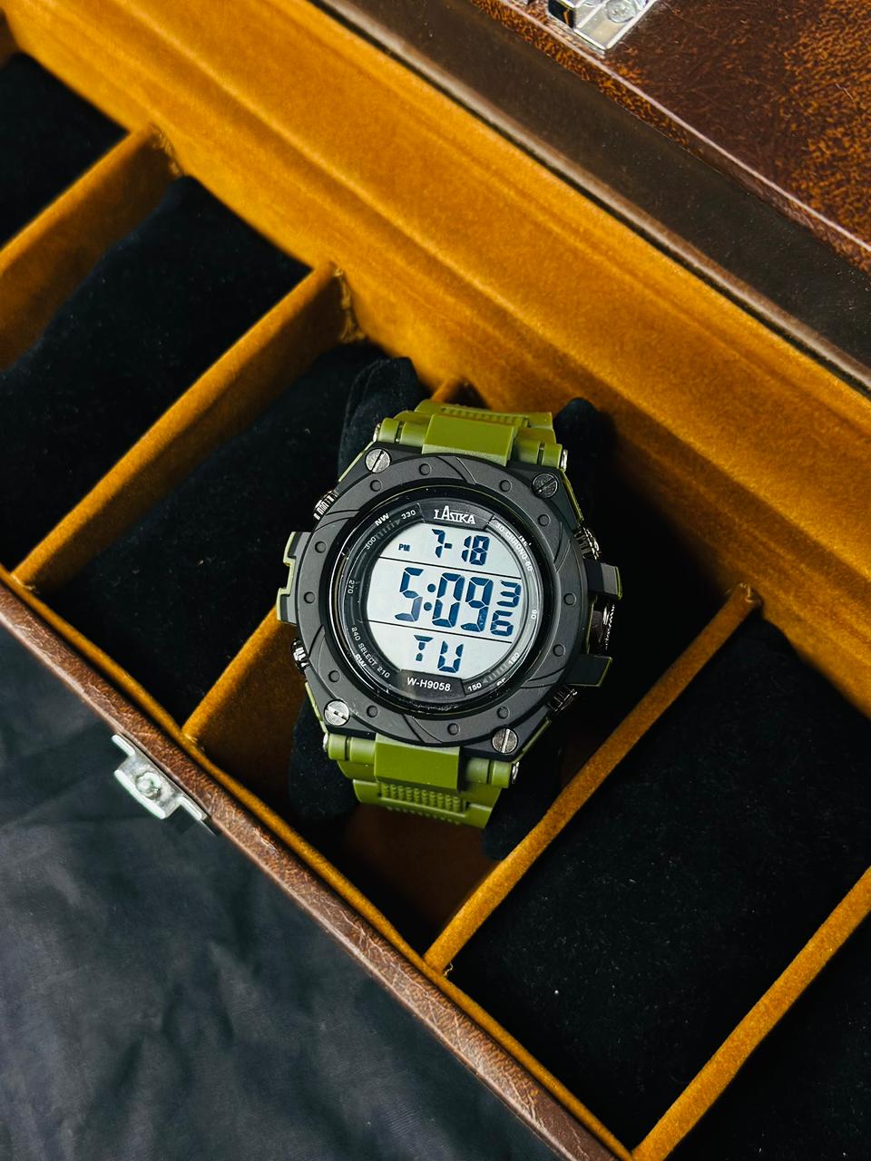 sport watch full waterproof