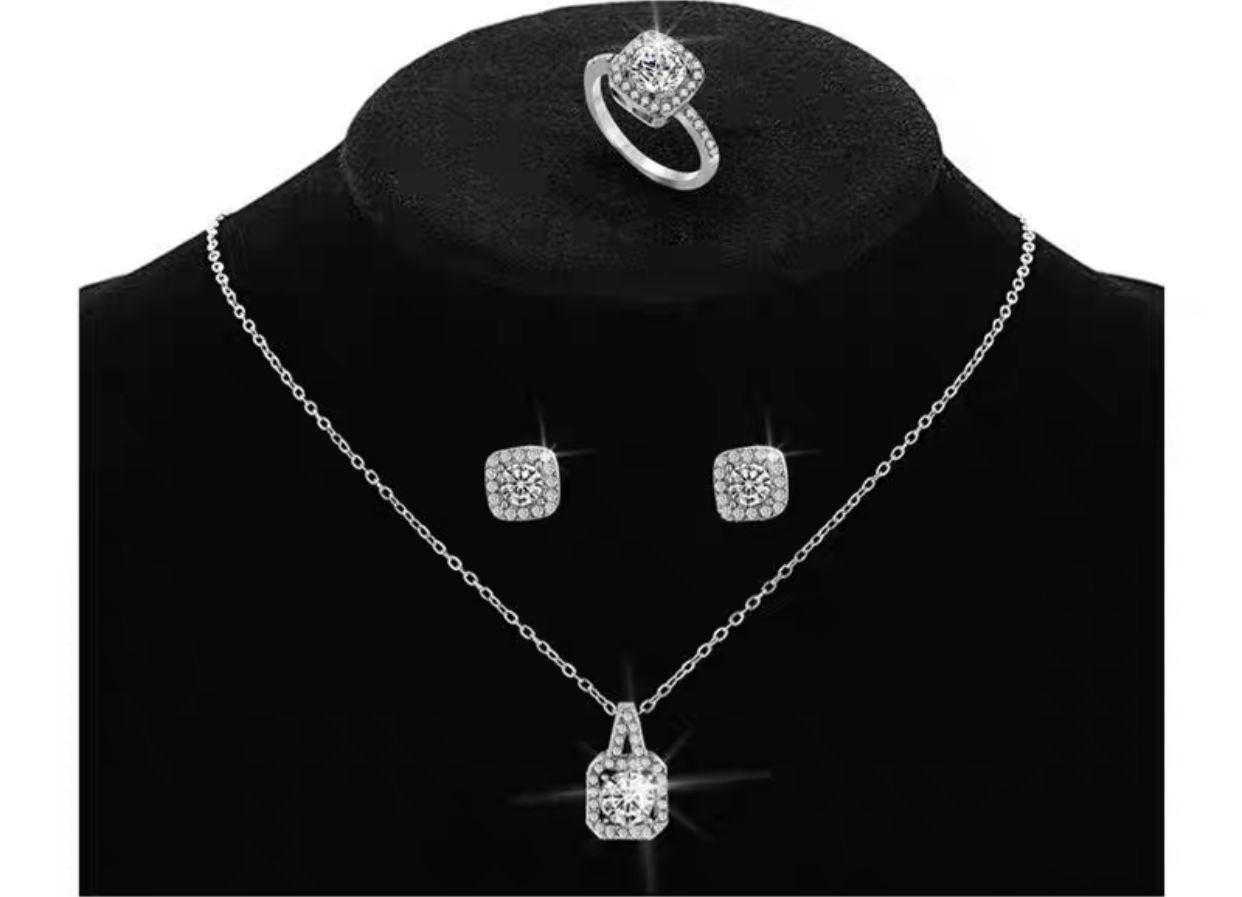 Glamorous  Silver Jewelry Set - Necklace,Earring & Ring